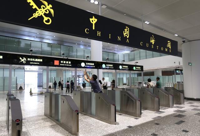 智能化的提高让北京大兴机场实现“无感通关”