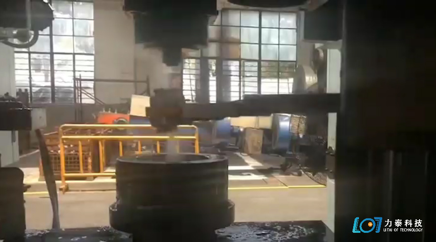 自动喷石墨装置在锻造行业不可或缺